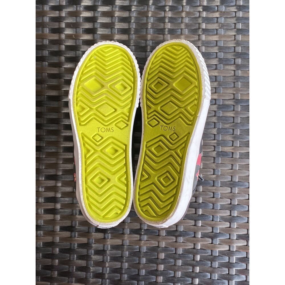 Toms shoes women’s size 7 - Picture 2 of 6